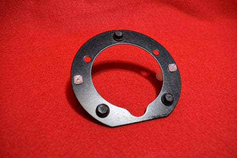 Corvette 1975 - 1979 Tail Lamp Retainer / Product Number: LM173