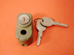 GM-NOS Discontinued Wheel Carrier Lock & Keys 63-79 / Product Number: ET118