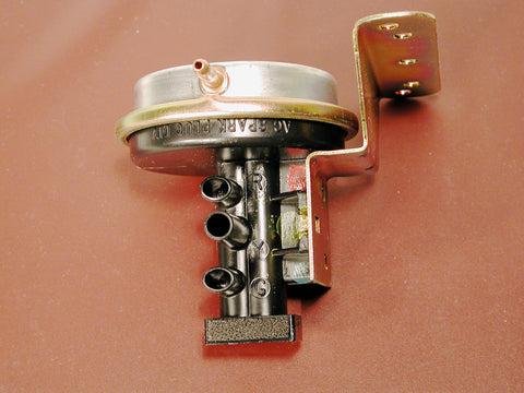 GM-NOS Discontinued Vacuum Headlight Actuator Relay 68-82 / Product Number: EC104