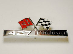 Front Fender Emblems GM-NOS 427 66-67 / Product Number: EM135