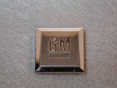 All GM Body Side Emblem / Product Number EM152