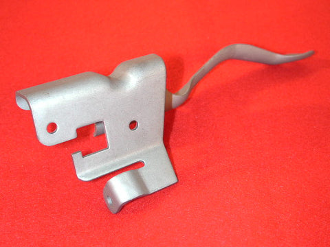 75 - 77 Accelerator Cable Bracket / Product Number: IN282L