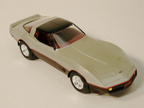 GM Corvette Promo Model - Coupe Silver / DK Claret 82  / Product Number: PM108