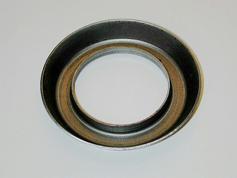 Def Rear Wheel Spindle Flange 63-82 / Product Number: RS201